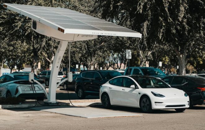Parking équipé de bornes de recharge